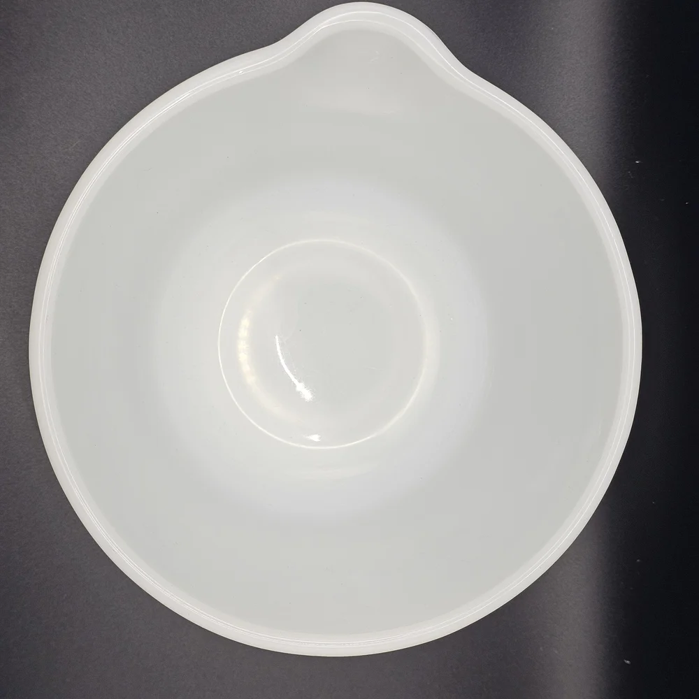 Pyrex Hamilton Beach Milk‎ Glass Ribbed Mixing Bowl w/ Spout Vintage